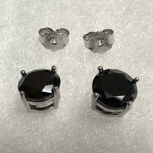 925 Silver Black Cubic Zirconia 7mm Minimalist Stud Earrings